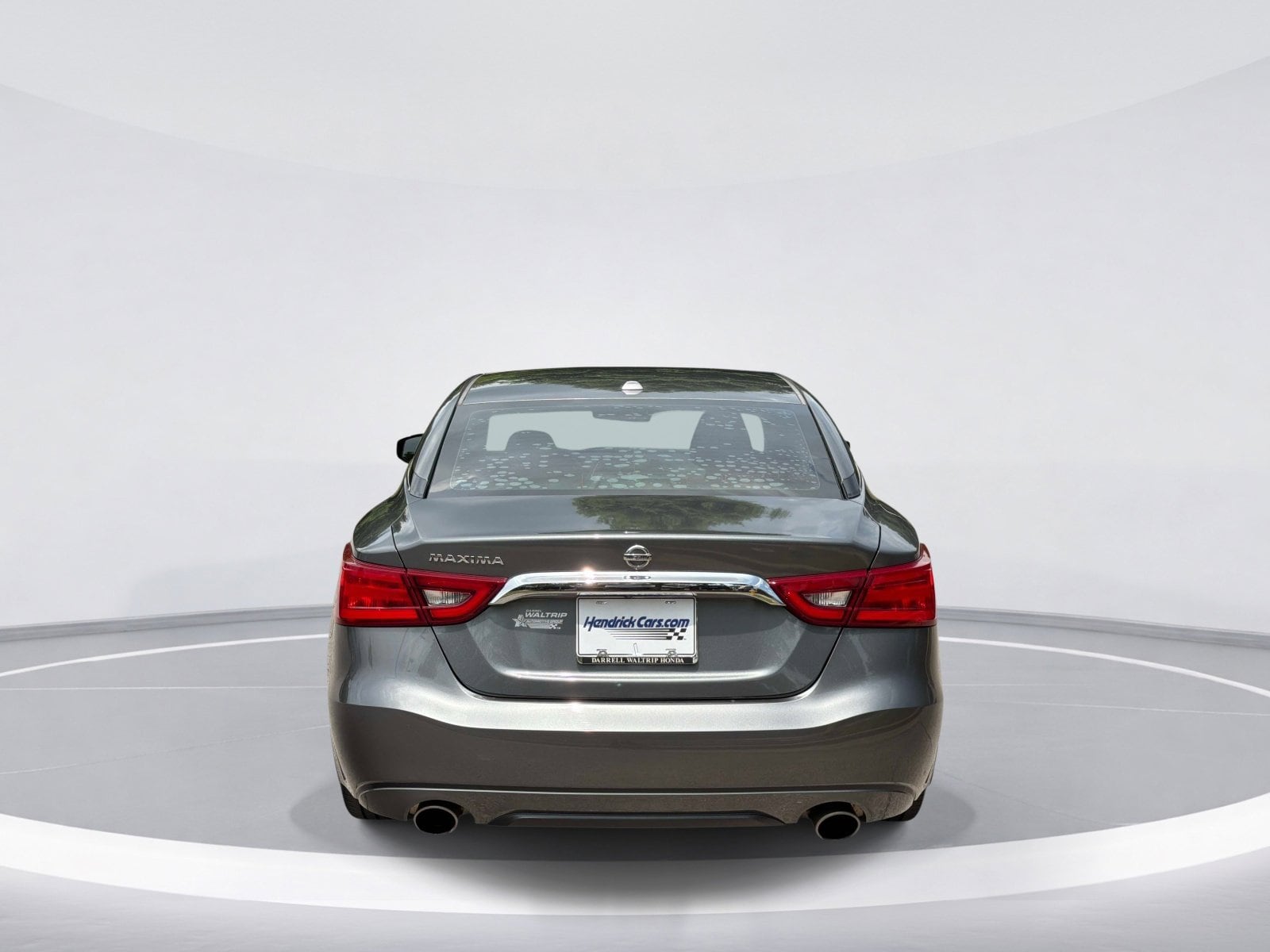 Nissan Maxima S