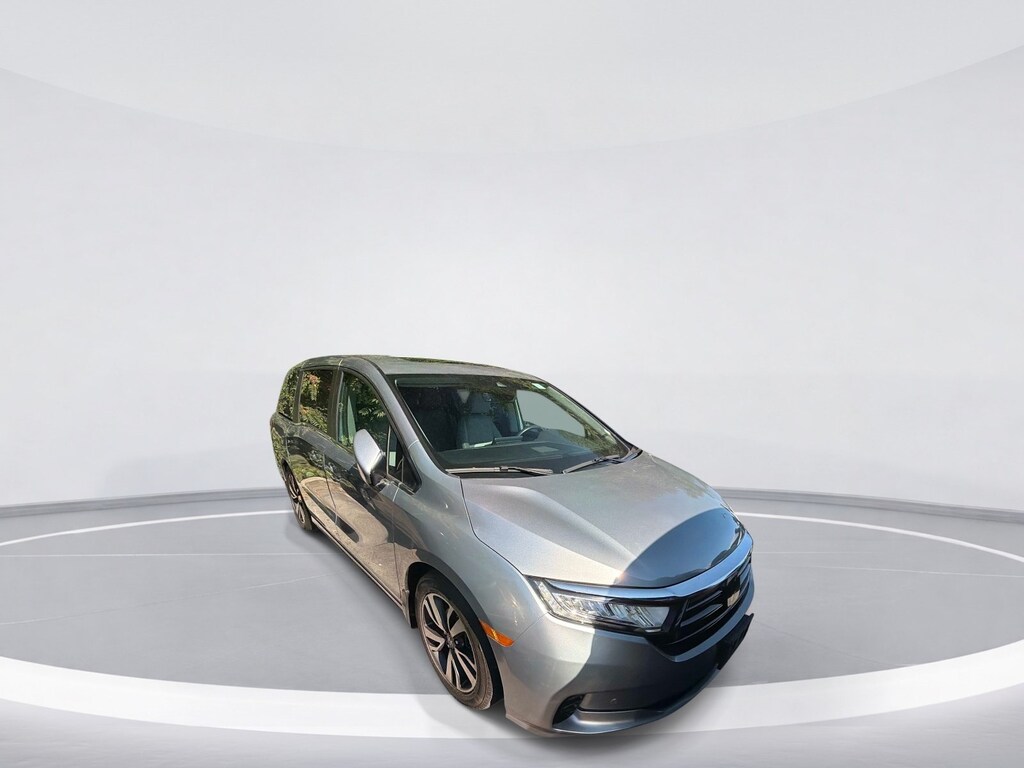 Certified 2023 Honda Odyssey Touring Minivan