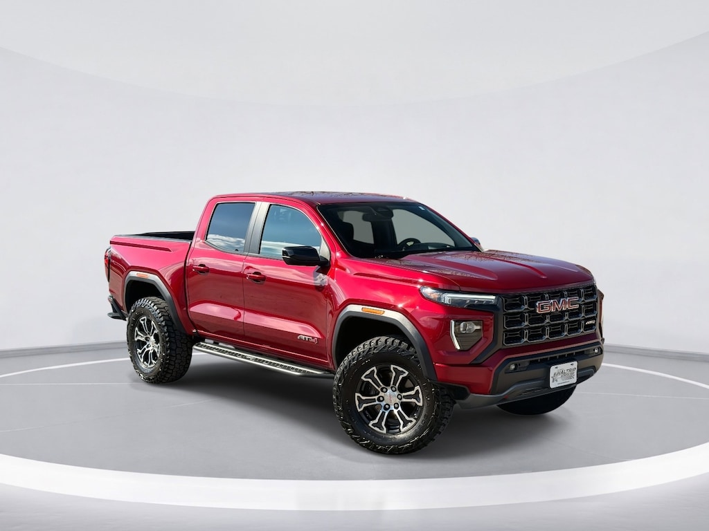 Used 2024 GMC Canyon 4WD AT4 Pickup