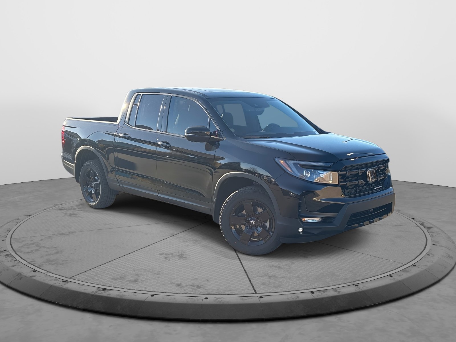 2026 Honda Ridgeline Black Edition photo 2