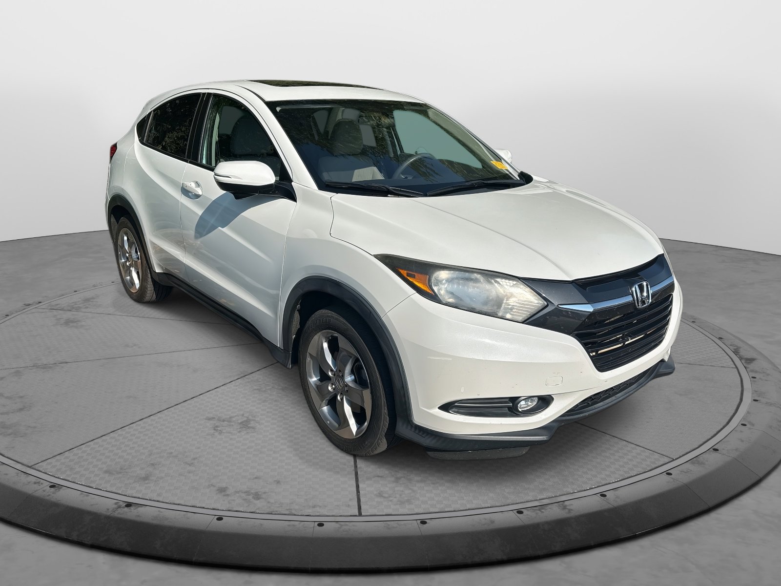 2017 Honda HR-V EX 2WD photo 2