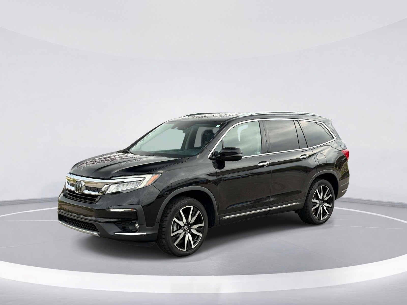 2019 Honda Pilot Touring 7-Passenger photo 4