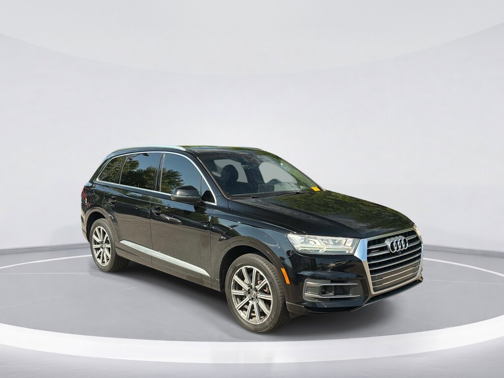 Used 2017 Audi Q7 Prestige SUV