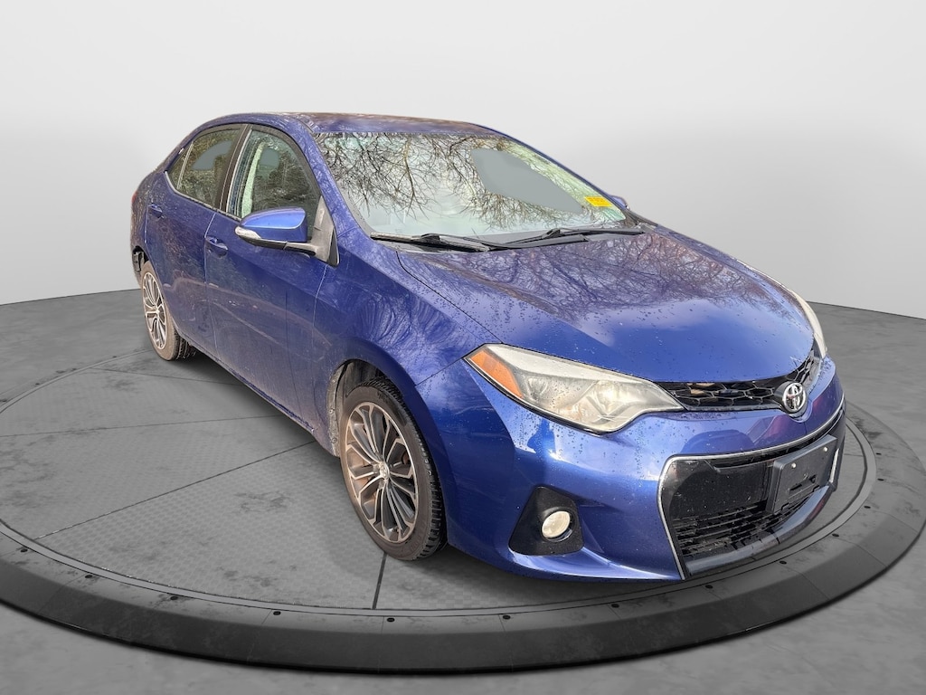 Used 2016 Toyota Corolla LE Sedan