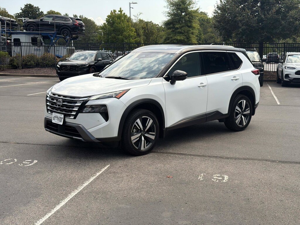 Used 2025 Nissan Rogue SL SUV