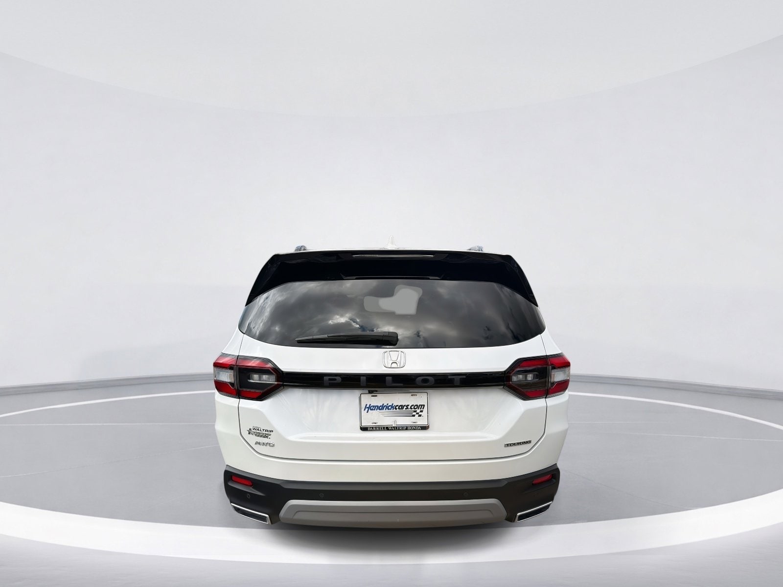 2023 Honda Pilot Touring photo 3