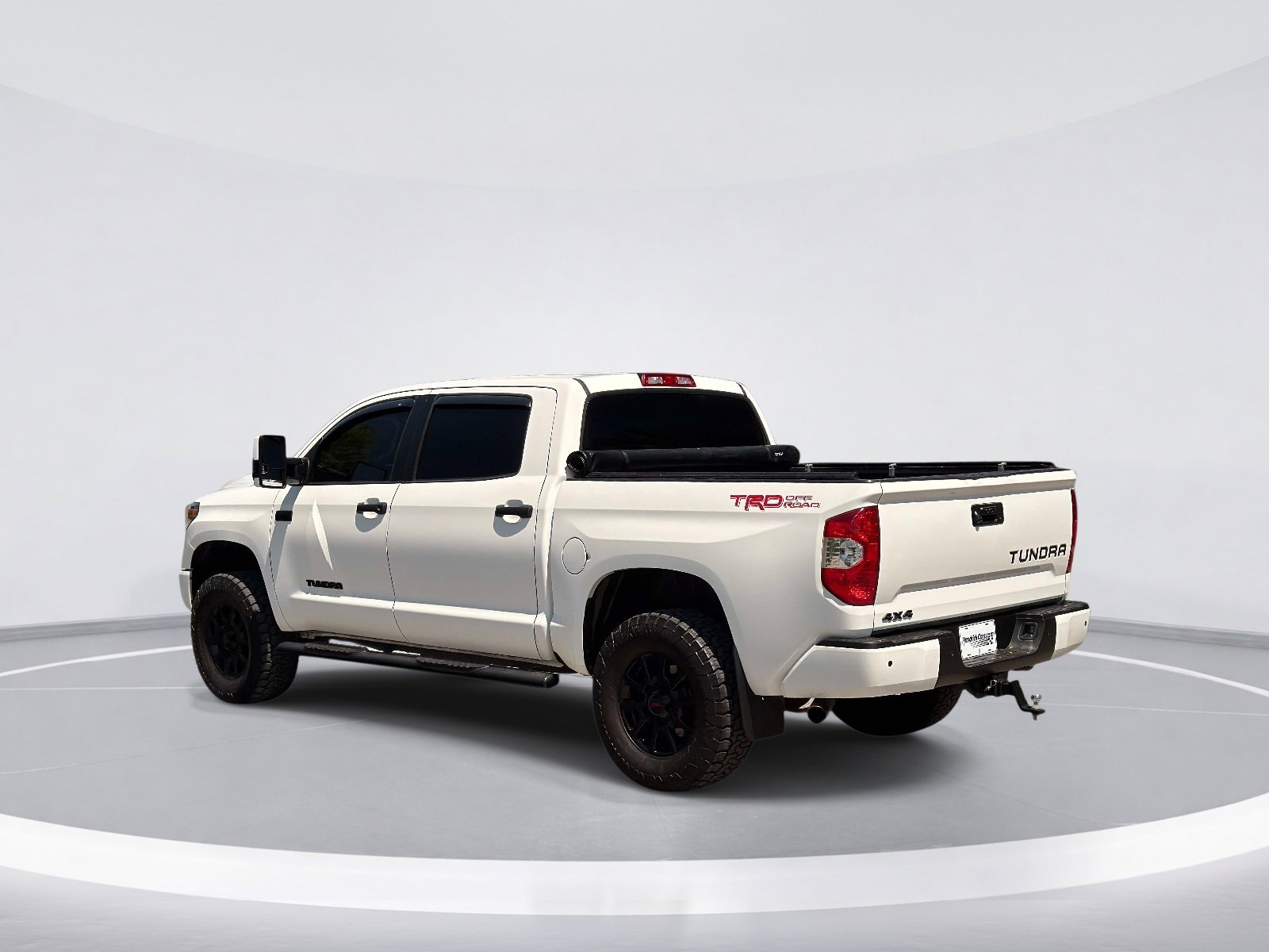 2018 Toyota Tundra SR5 photo 5