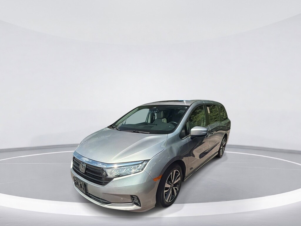 Certified 2023 Honda Odyssey Touring Minivan