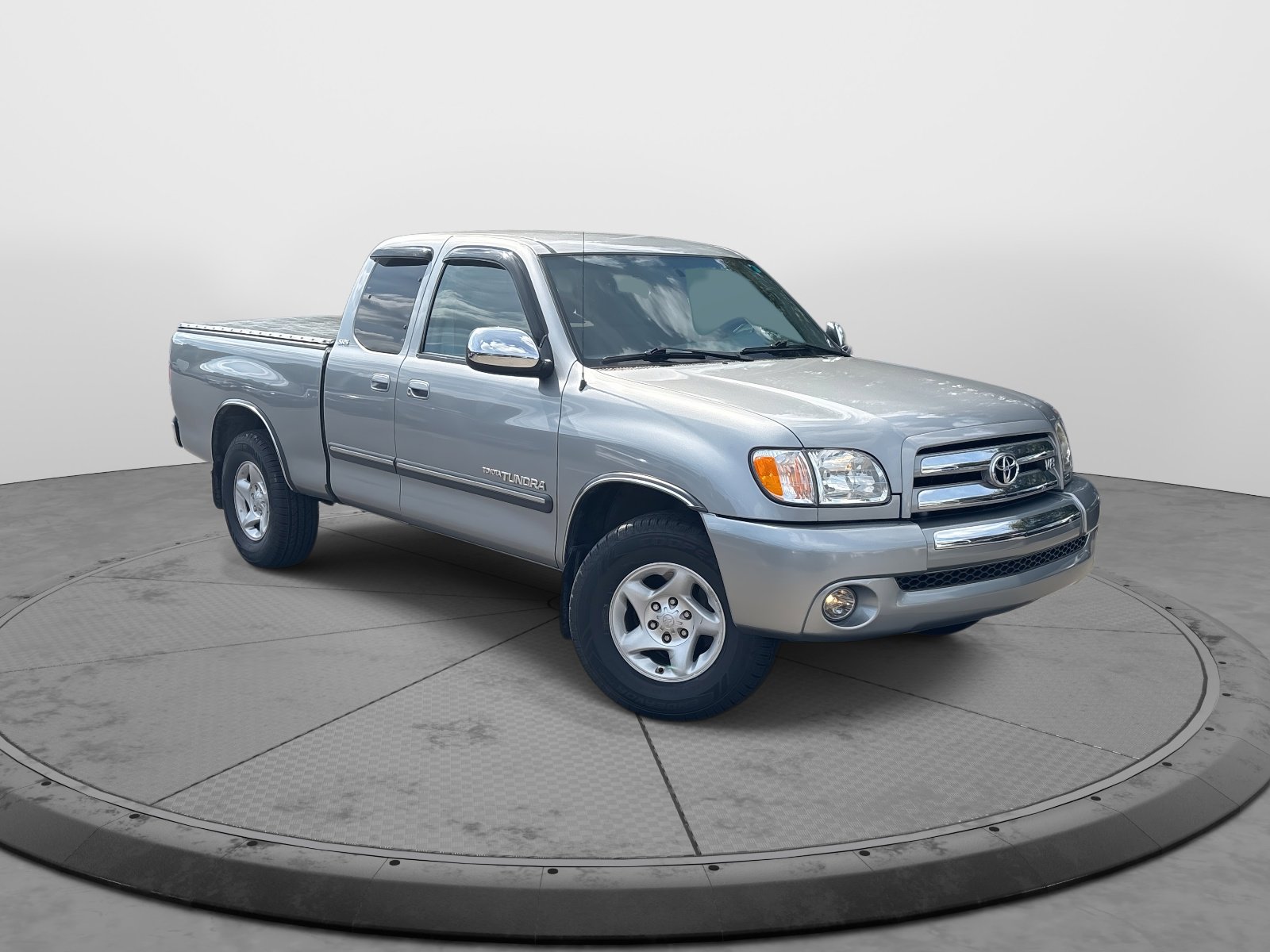 2004 Toyota Tundra SR5 photo 2