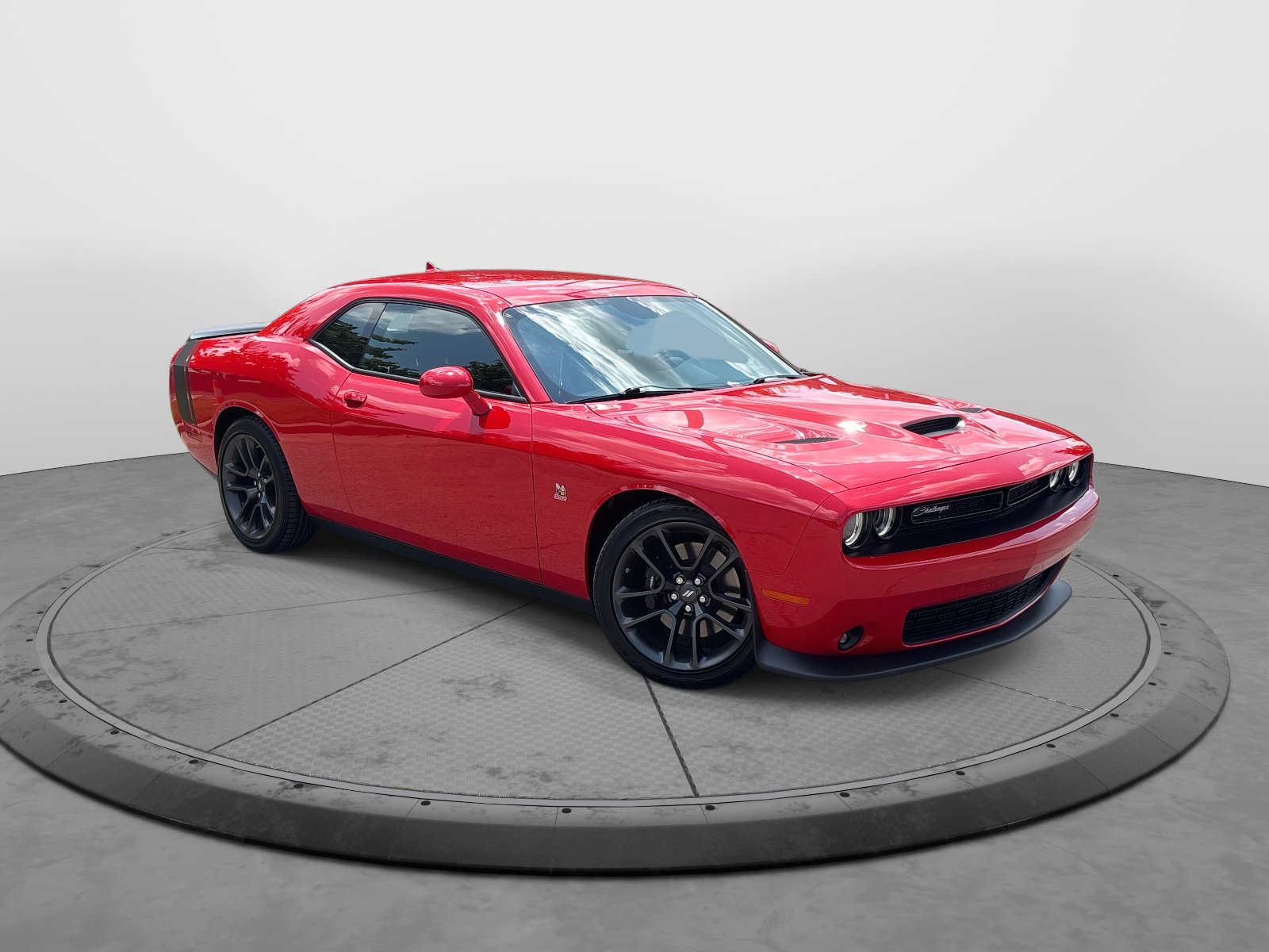 2021 Dodge Challenger R/T Scat Pack photo 2