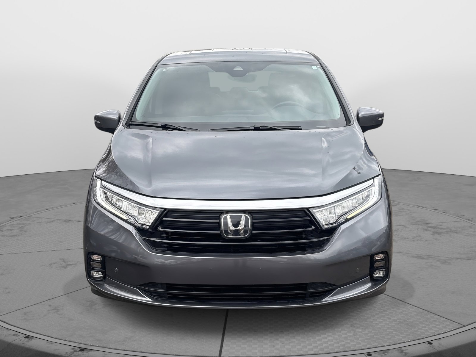 2023 Honda Odyssey Touring photo 3