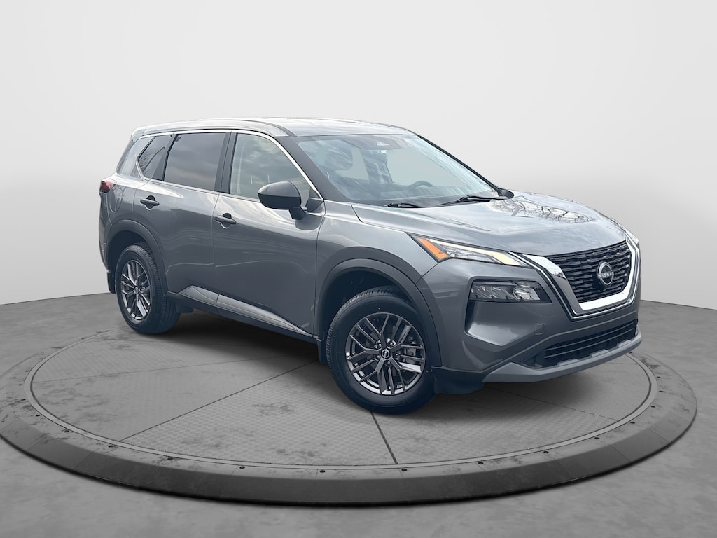 Used 2023 Nissan Rogue S SUV