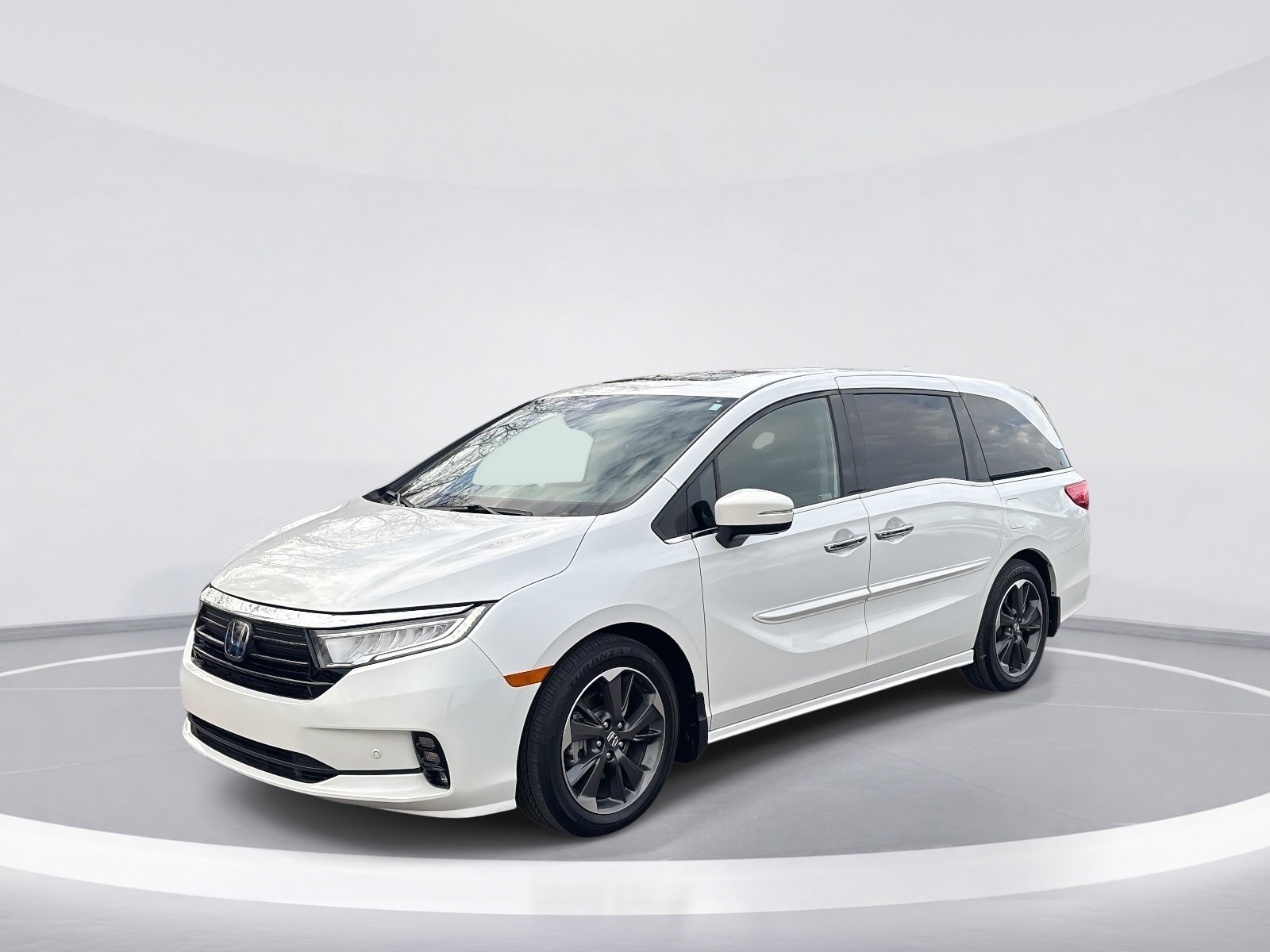 2024 Honda Odyssey Elite photo 4