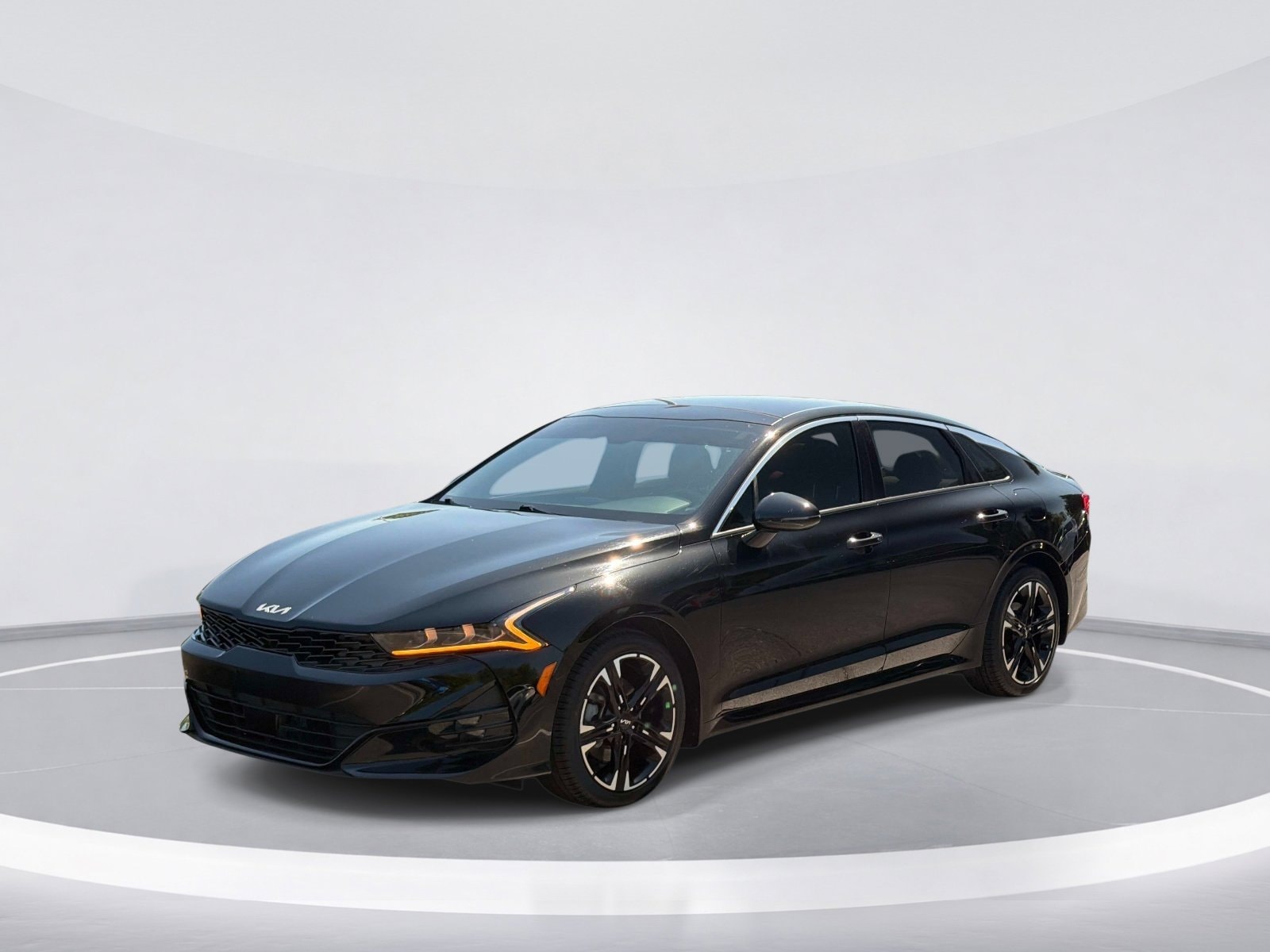 2023 Kia K5 GT-Line photo 4