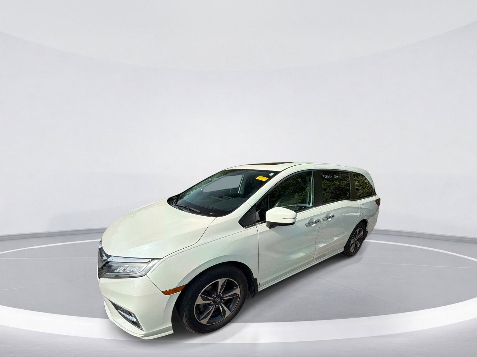 2018 Honda Odyssey Touring photo 6