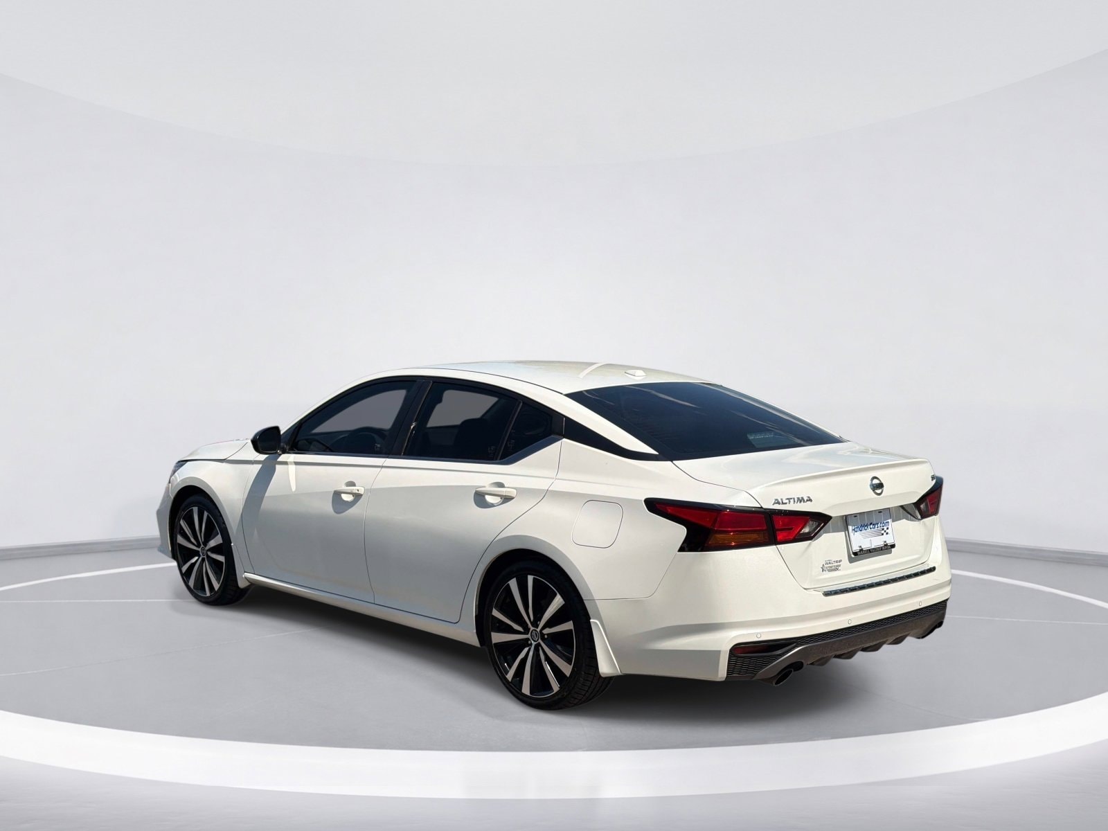 2022 Nissan Altima 2.5 SR photo 6