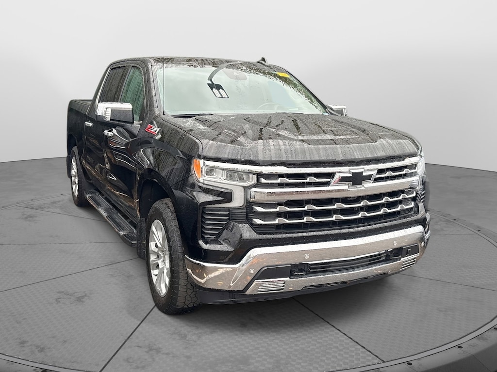 Used 2022 Chevrolet Silverado 1500 LTZ Pickup