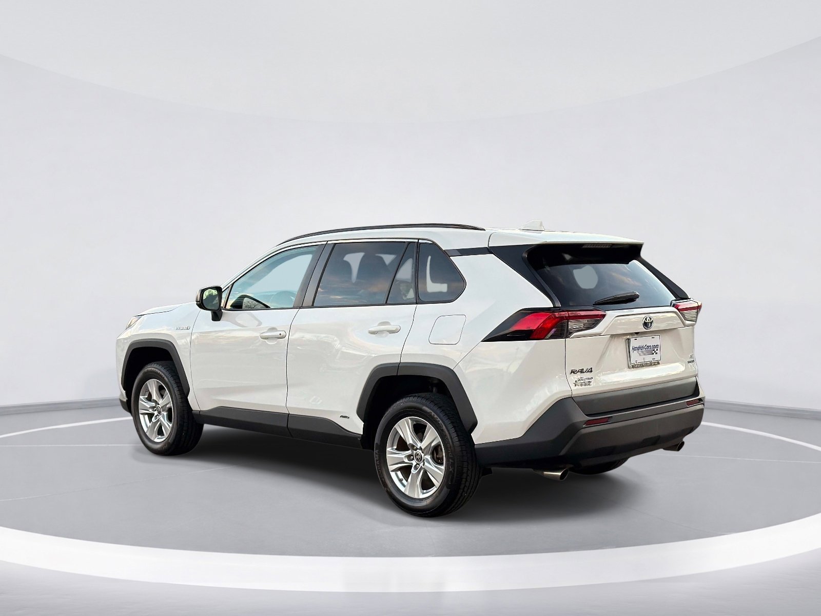 2021 Toyota RAV4 Hybrid LE photo 6