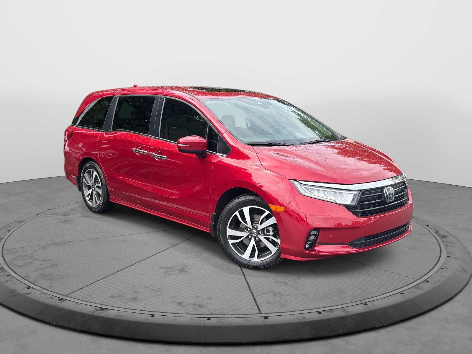 2023 Honda Odyssey Touring photo 2