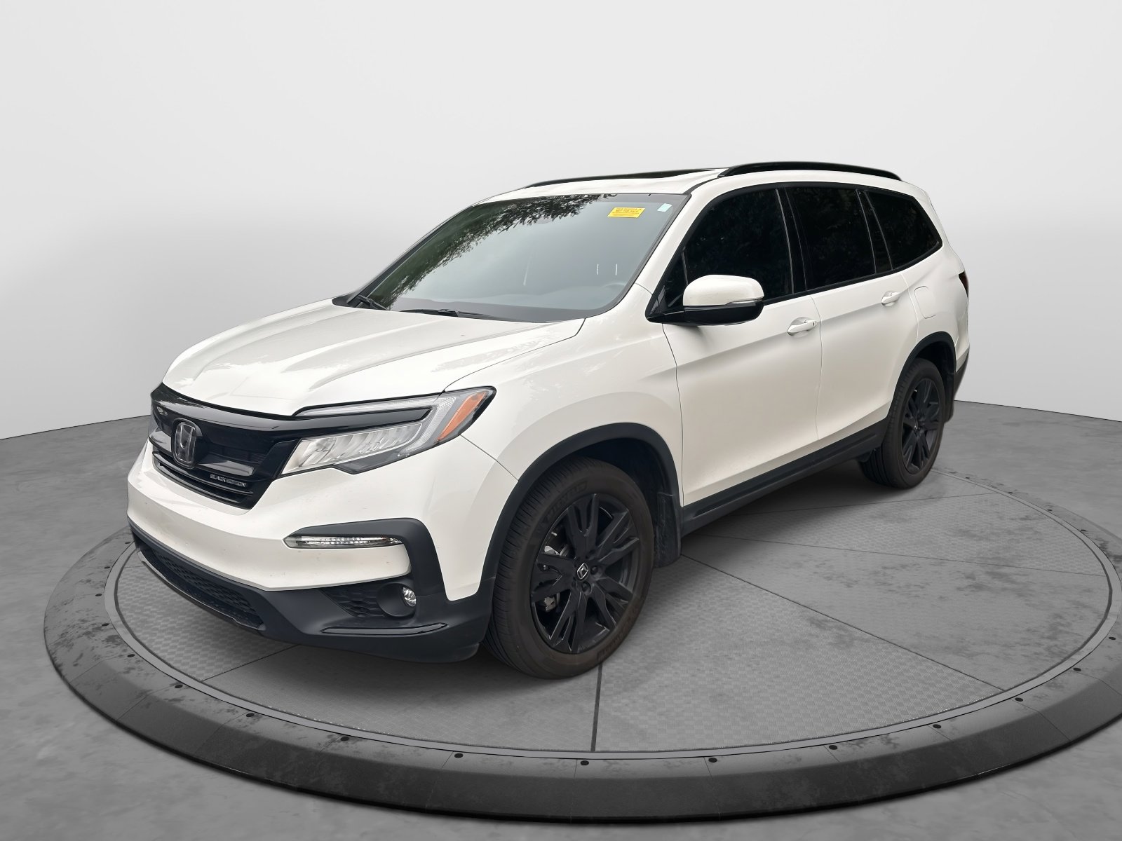 2022 Honda Pilot Black Edition photo 3