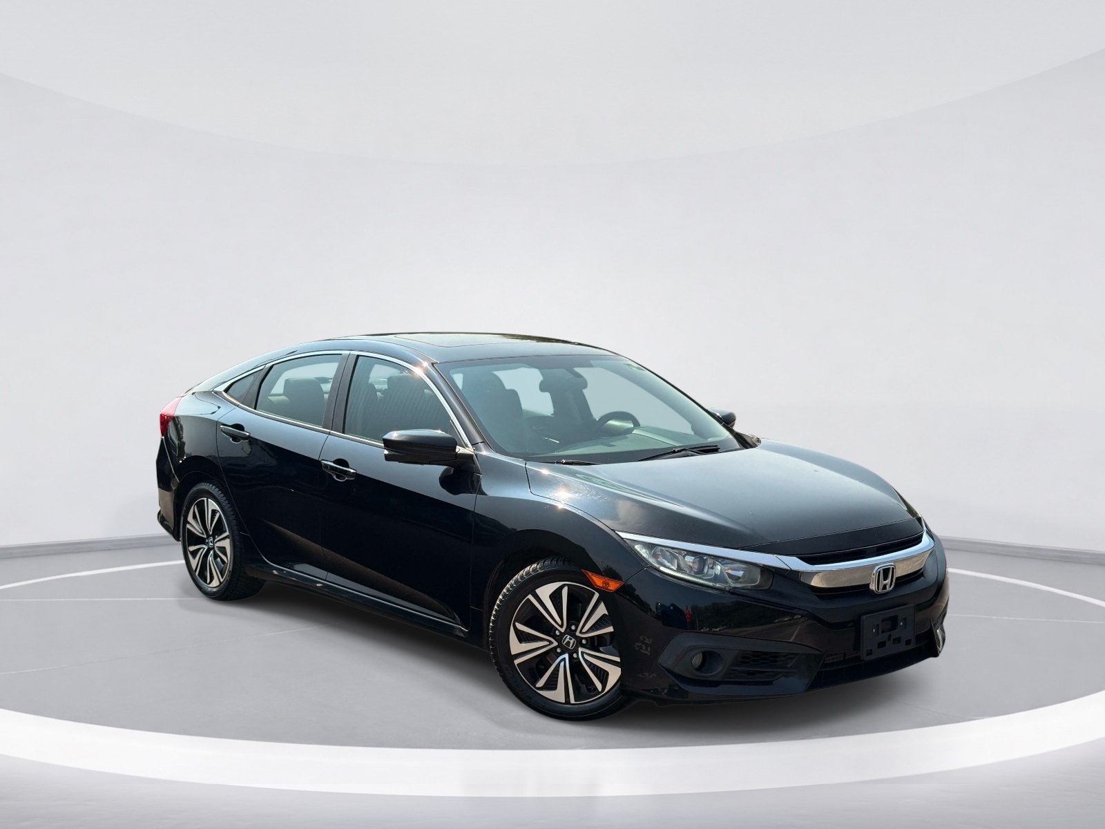 Used 2017 Honda Civic EX-T with VIN 19XFC1F32HE016583 for sale in Franklin, TN