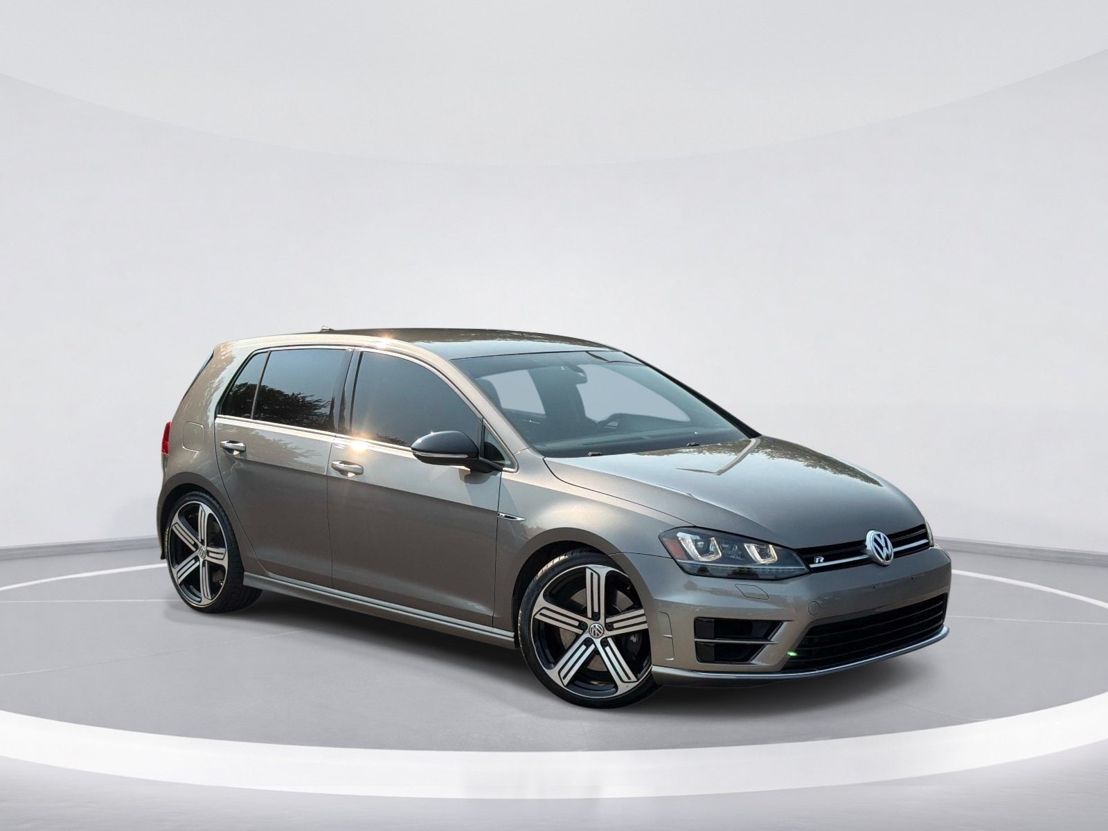 Volkswagen Golf R