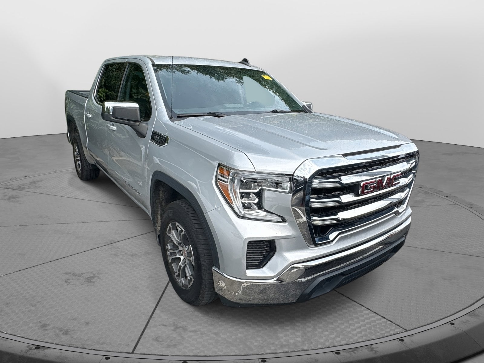 Used 2020 GMC Sierra 1500 SLE with VIN 1GTP8BED4LZ241588 for sale in Franklin, TN