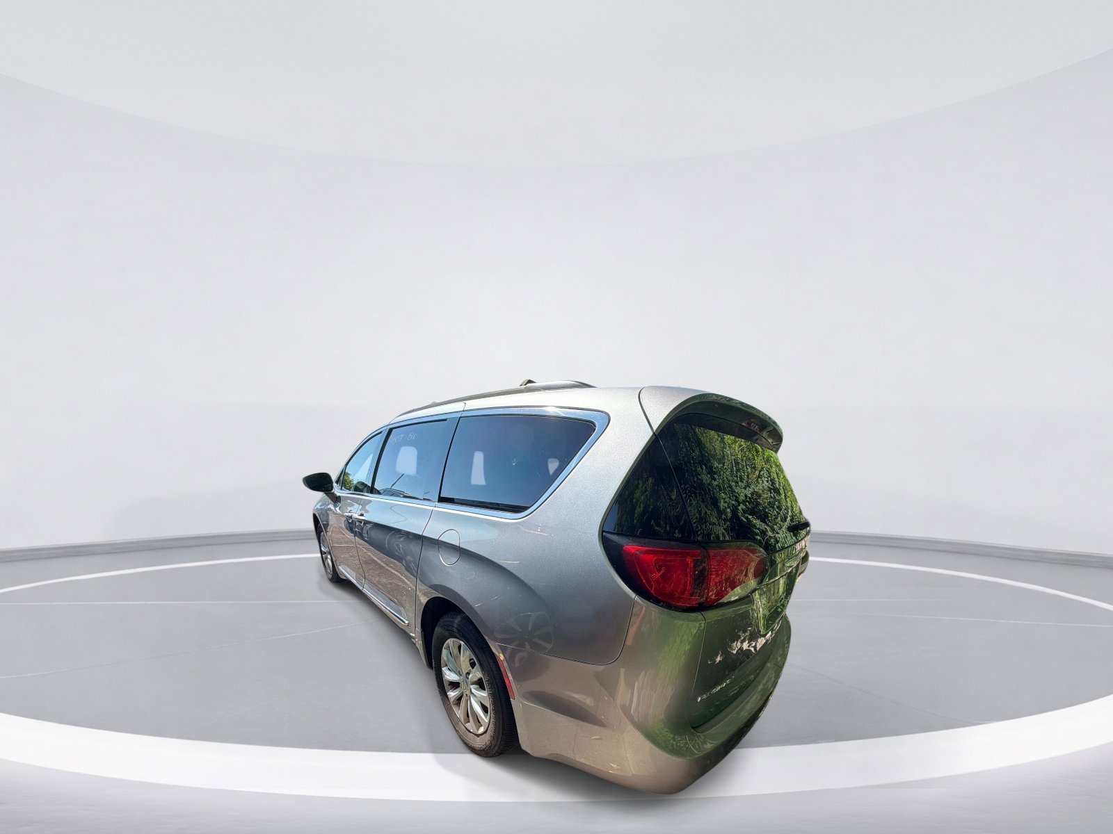 Chrysler Pacifica Touring-L