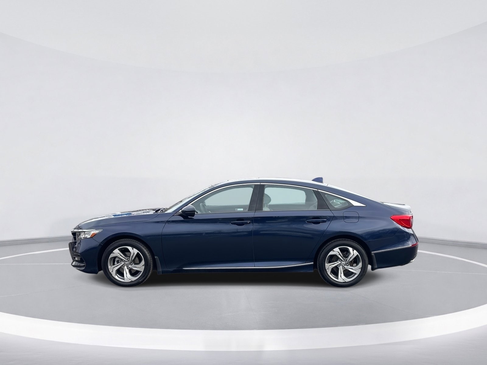 2019 Honda Accord EX-L 1.5T photo 5