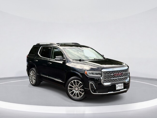 2023 GMC Acadia Denali SUV