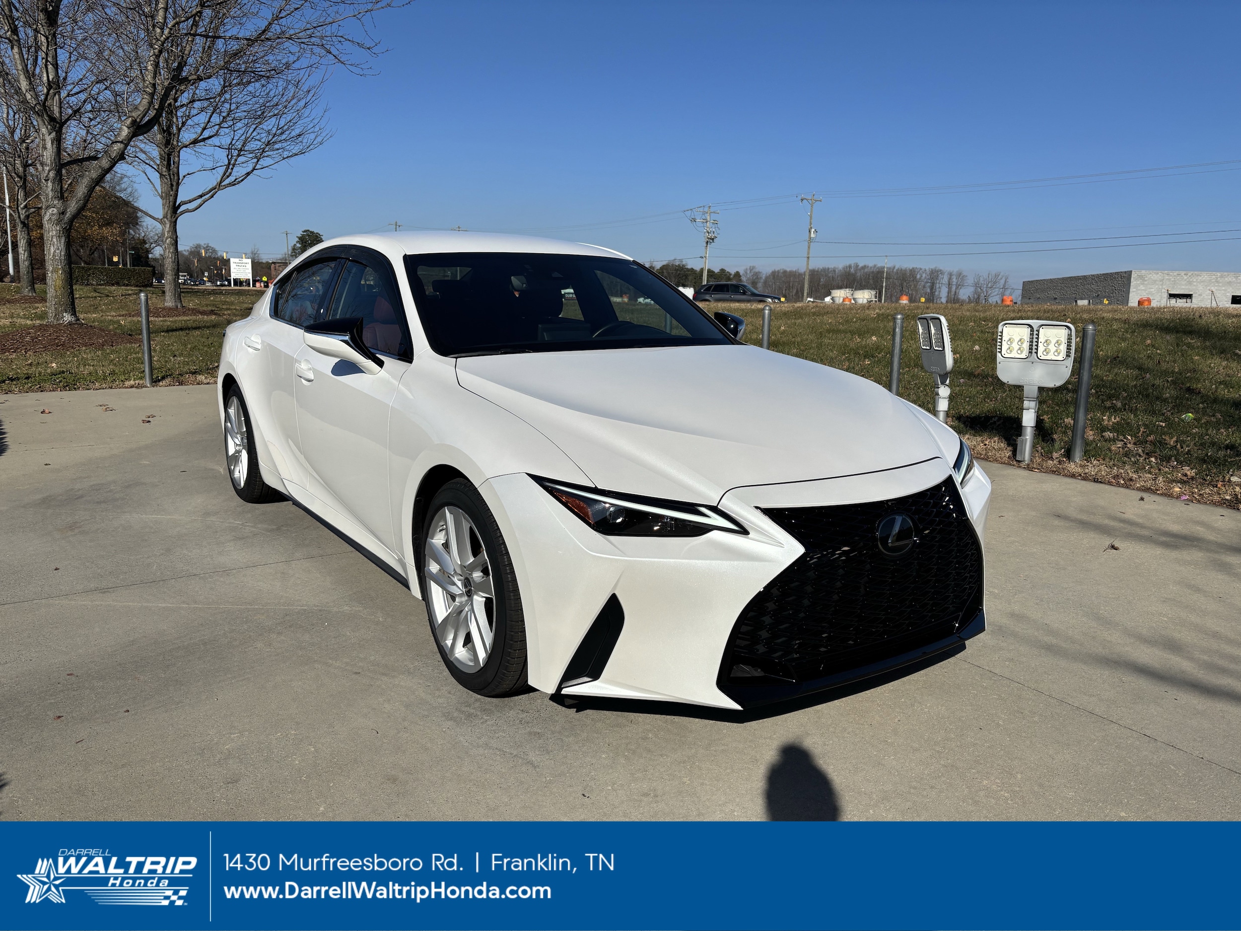 2021 Lexus IS 300's photo