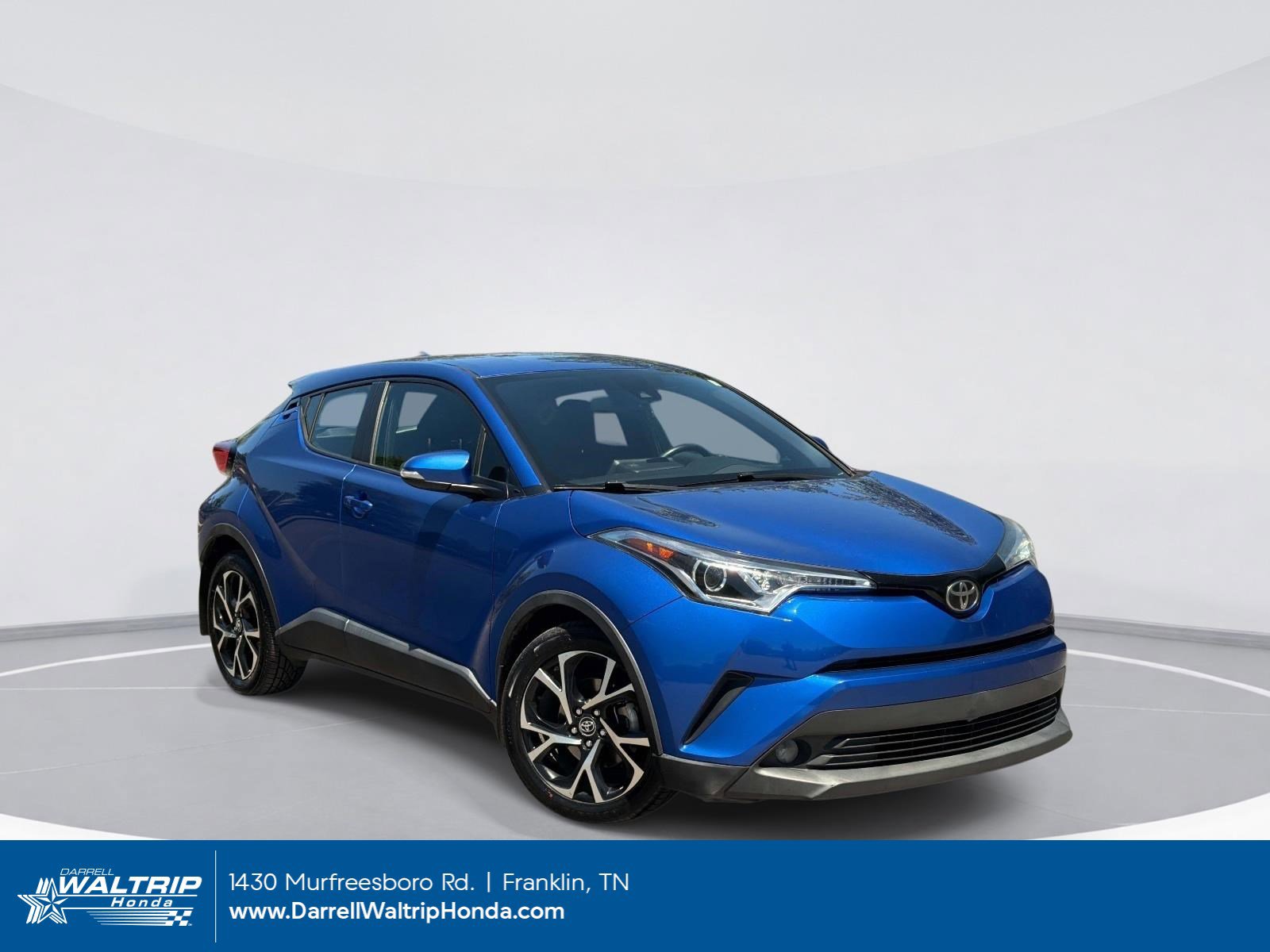 2018 Toyota C-HR XLE Premium's photo