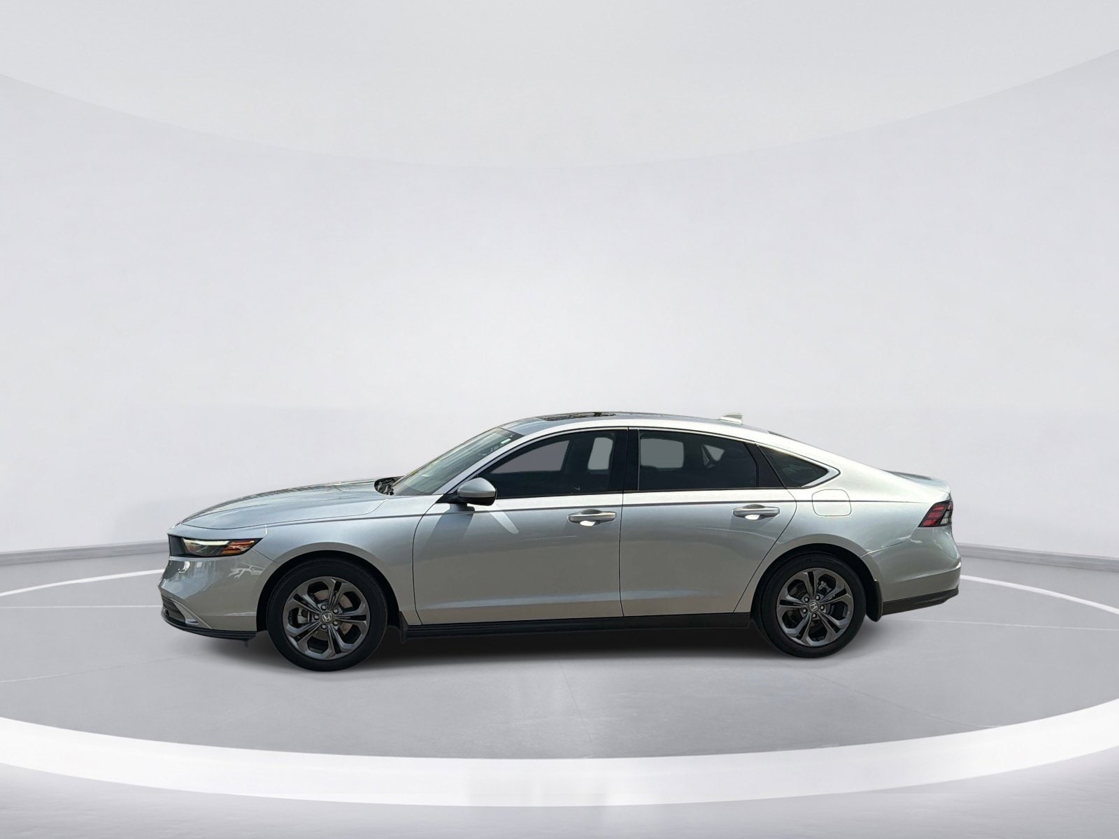 2023 Honda Accord EX photo 5