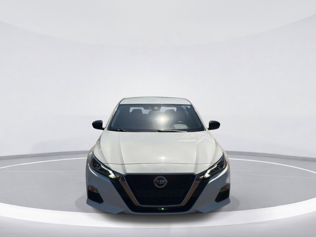Used 2022 Nissan Altima 2.5 SR Sedan