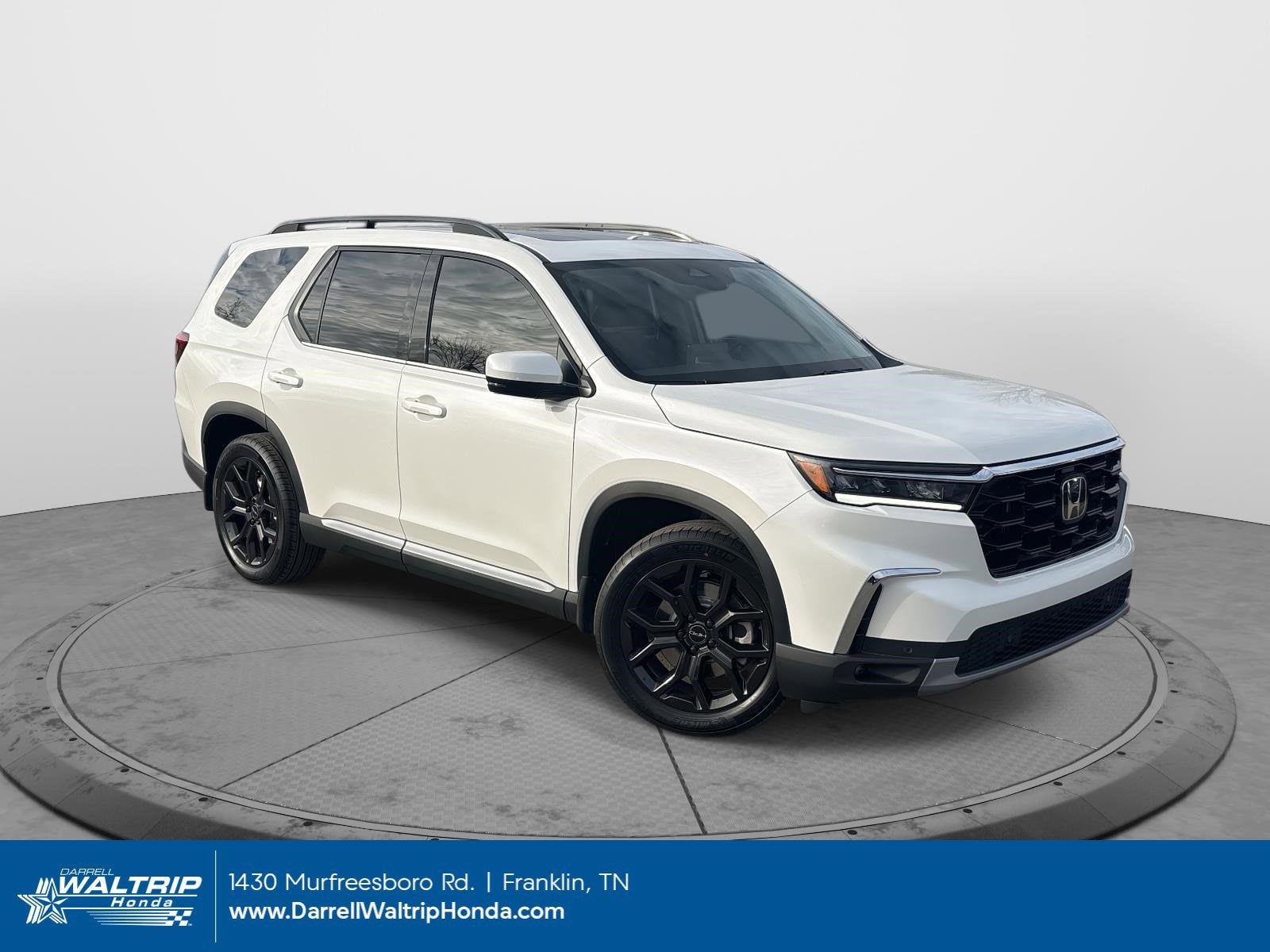 2025 Honda Pilot Touring's photo