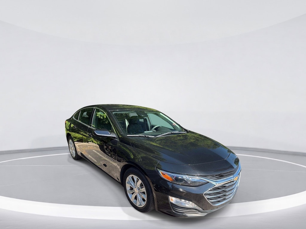 Used 2025 Chevrolet Malibu LT Sedan