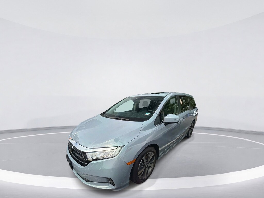 Certified 2023 Honda Odyssey Touring Minivan