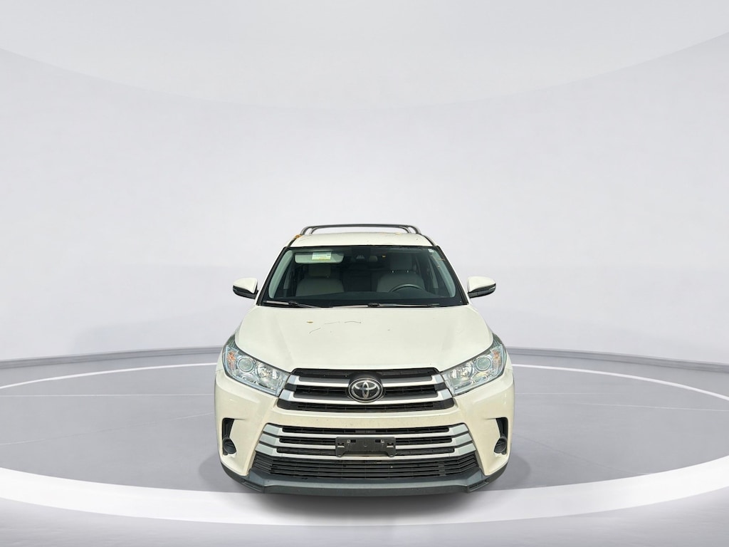 Used 2017 Toyota Highlander LE SUV