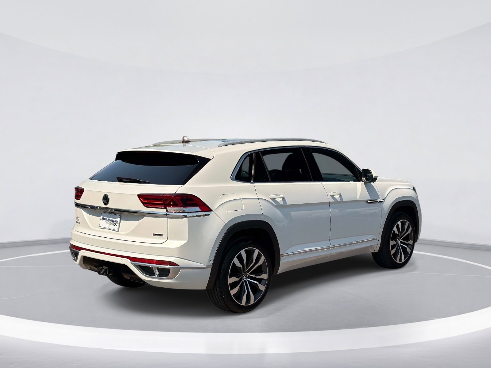 2022 Volkswagen Atlas Cross Sport 3.6L V6 SEL Premium R-Line photo 3