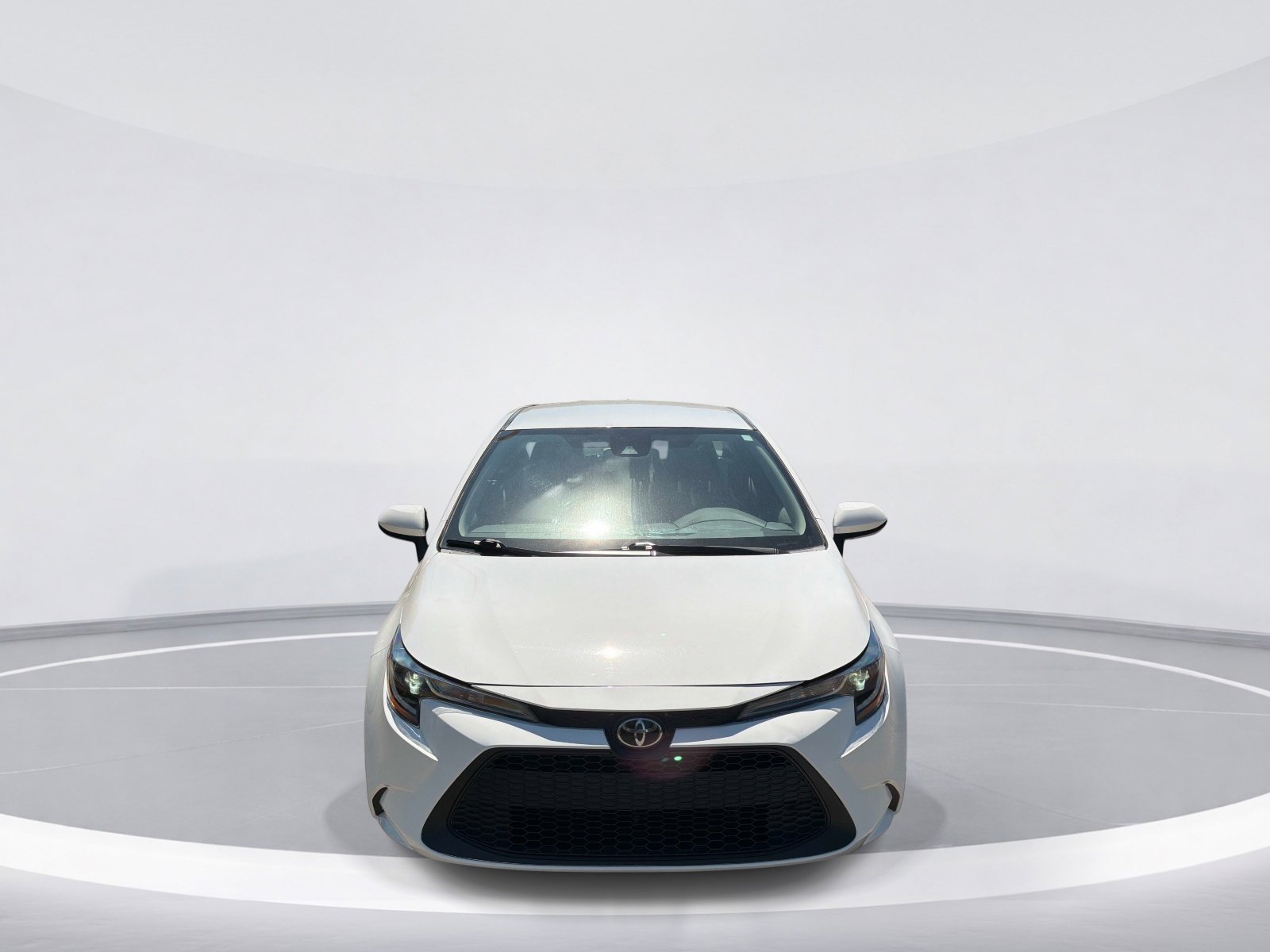 2022 Toyota Corolla LE photo 2