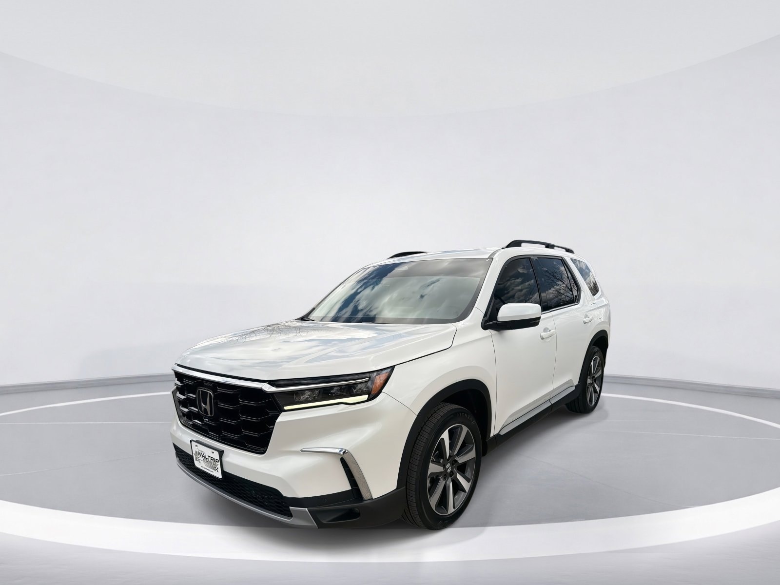 2023 Honda Pilot Touring photo 4