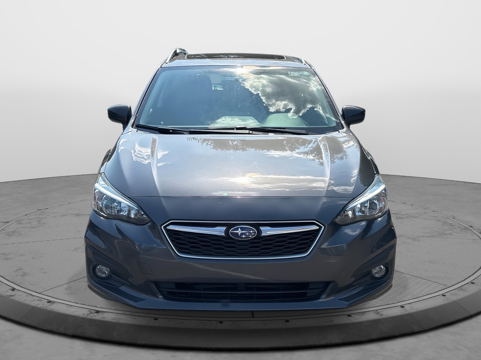 2019 Subaru Impreza Premium photo 3