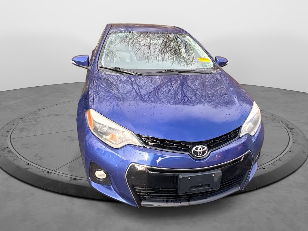 Used 2016 Toyota Corolla LE Sedan