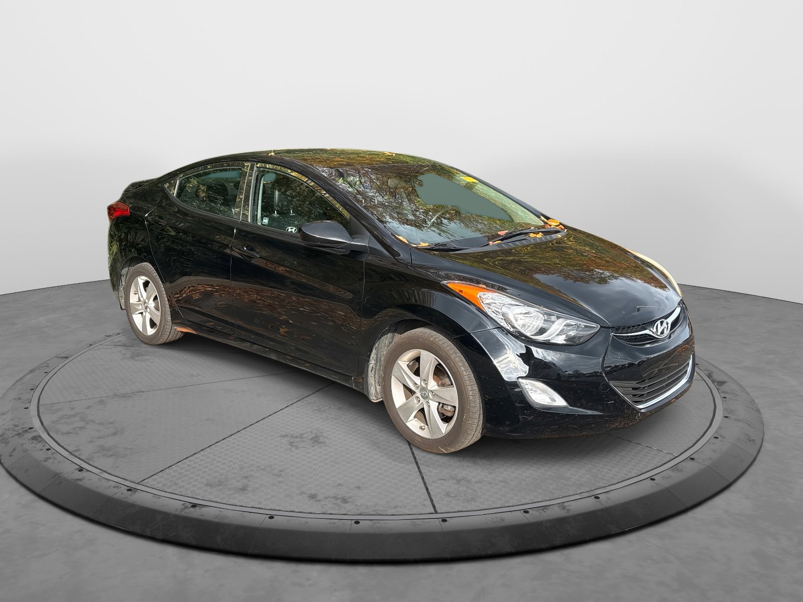 Used 2013 Hyundai Elantra Limited with VIN KMHDH4AEXDU646572 for sale in Franklin, TN