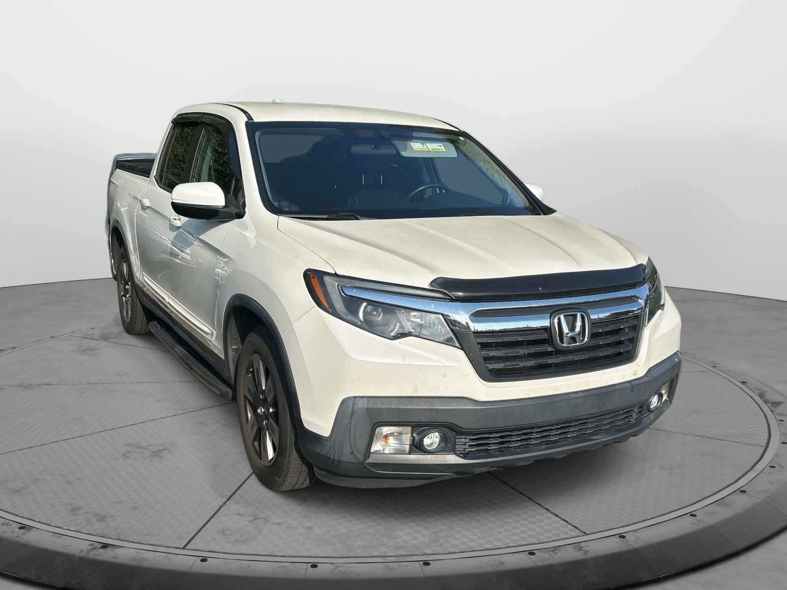 2017 Honda Ridgeline RTL photo 2