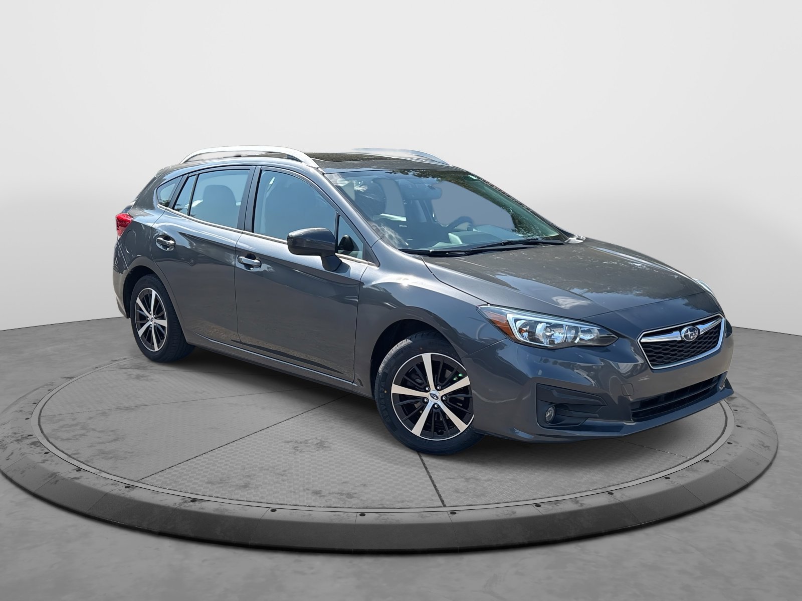 2019 Subaru Impreza Premium photo 2
