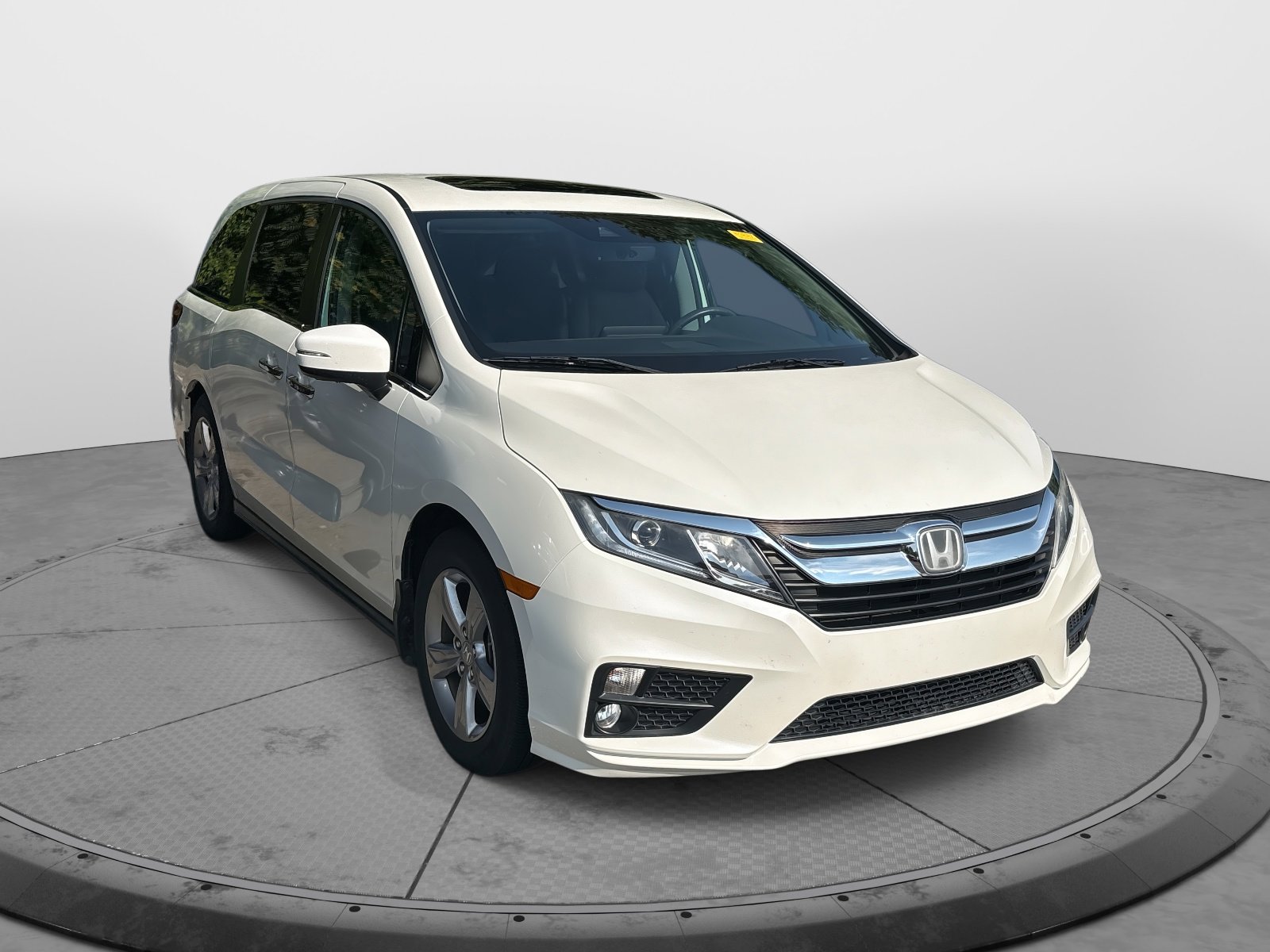 Used 2018 Honda Odyssey EX-L with VIN 5FNRL6H71JB090264 for sale in Franklin, TN