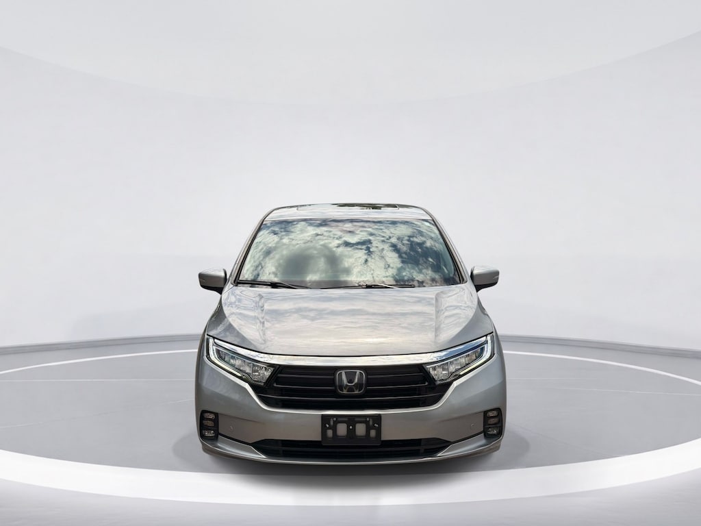 Certified 2023 Honda Odyssey Touring Minivan