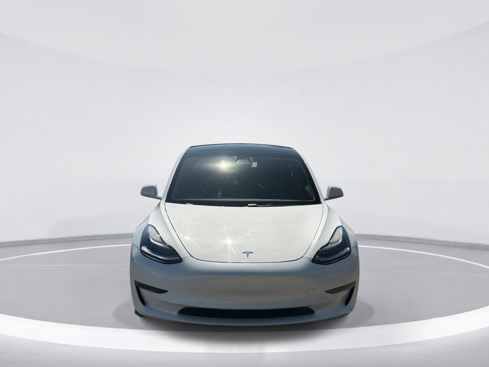 2019 Tesla Model 3 Standard Range photo 2