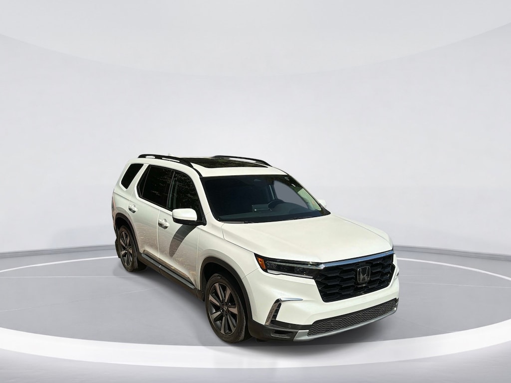 Certified 2024 Honda Pilot Touring SUV